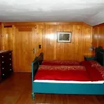 Duenser In Duenserberg By Interhome * בורסרברג
